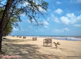 PANTAI HIBURAN ROMPIN